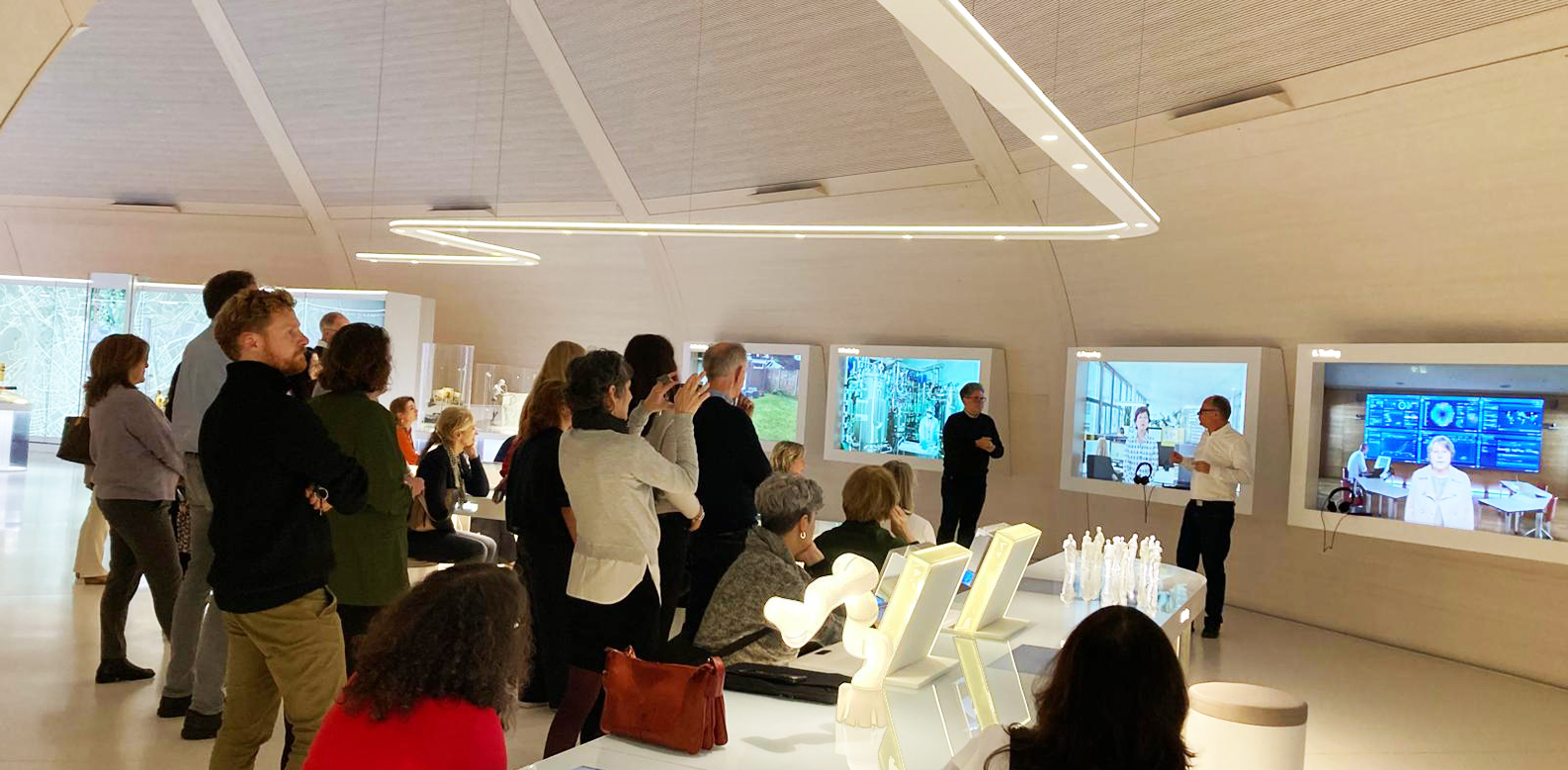 Visit to the Novartis Pavillon